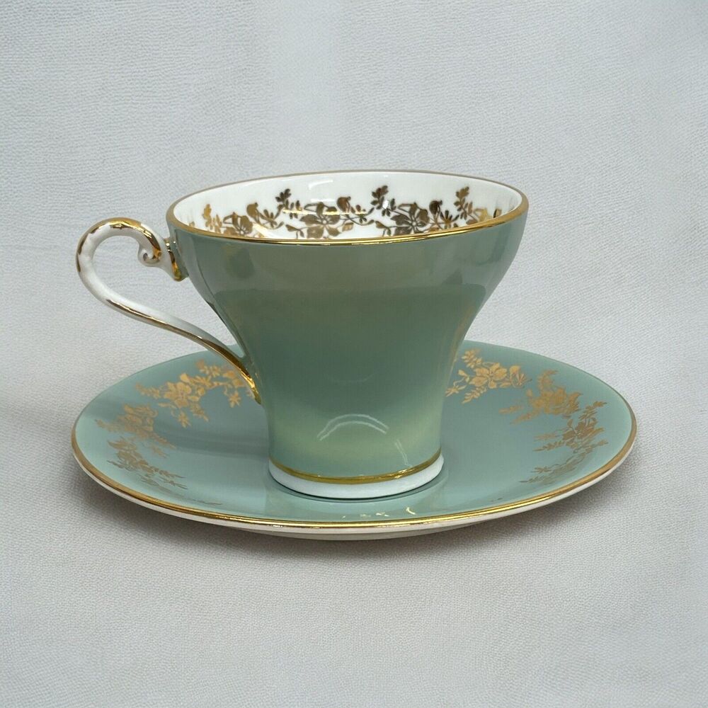 Aynsley Corset Teacup & Saucer Sage Green Gold Bone China England 31